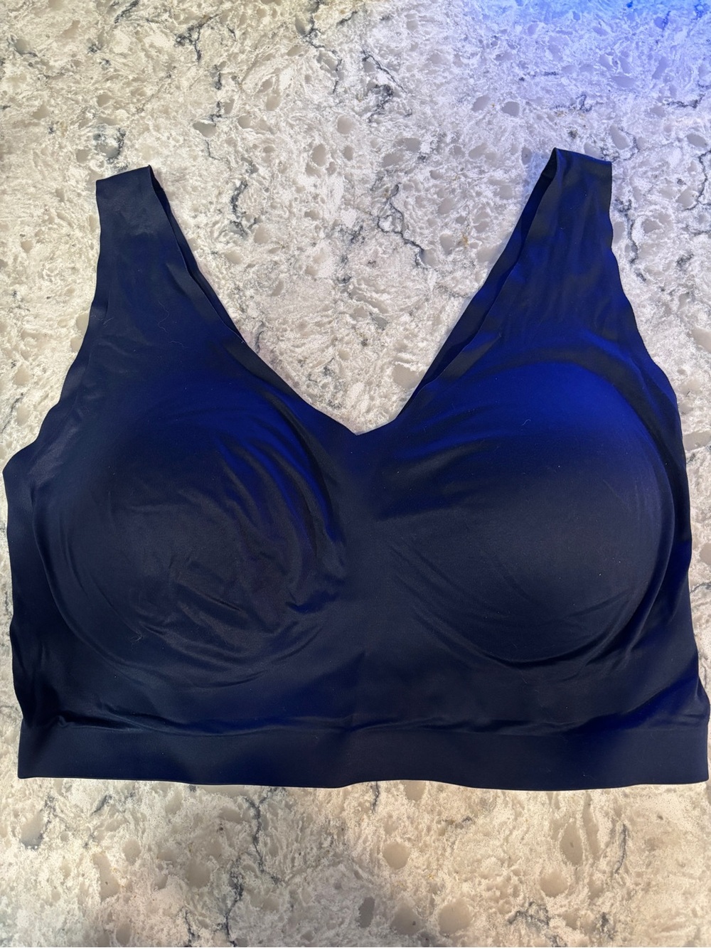 Bundle of 2 Soma Enbliss Seamless Wireless Bralettes in Black and Navy